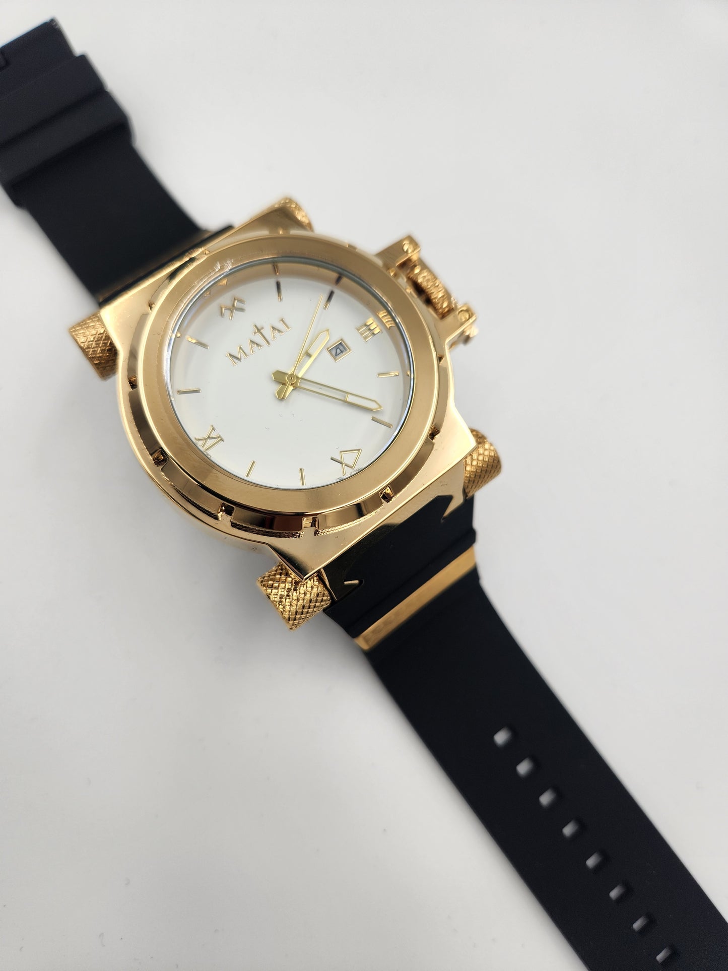Matai - Gold / White Genesis G3 Watch